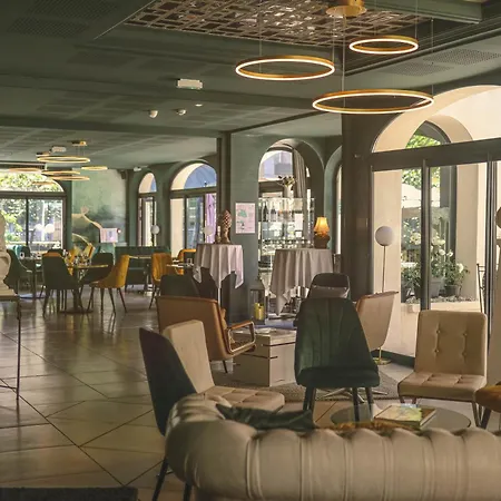 Restaurant Du Parc En Bord De Riviere 3*